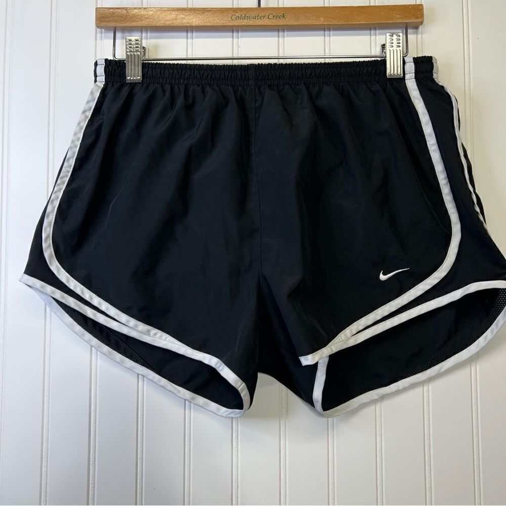 Dri‎ Fit Nike tempo running shorts size m